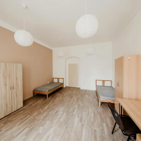 Apartmanovy Dum Kolej Jinak - Dostupne Ubytovani V Usti Nejen Pro Studenty Ústí nad Labem