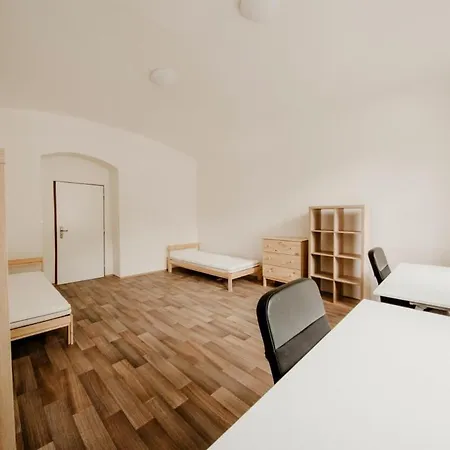 דירה Apartmanovy Dum Kolej Jinak - Dostupne Ubytovani V Usti Nejen Pro Studenty